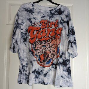 Girl gang oversized graphic tee